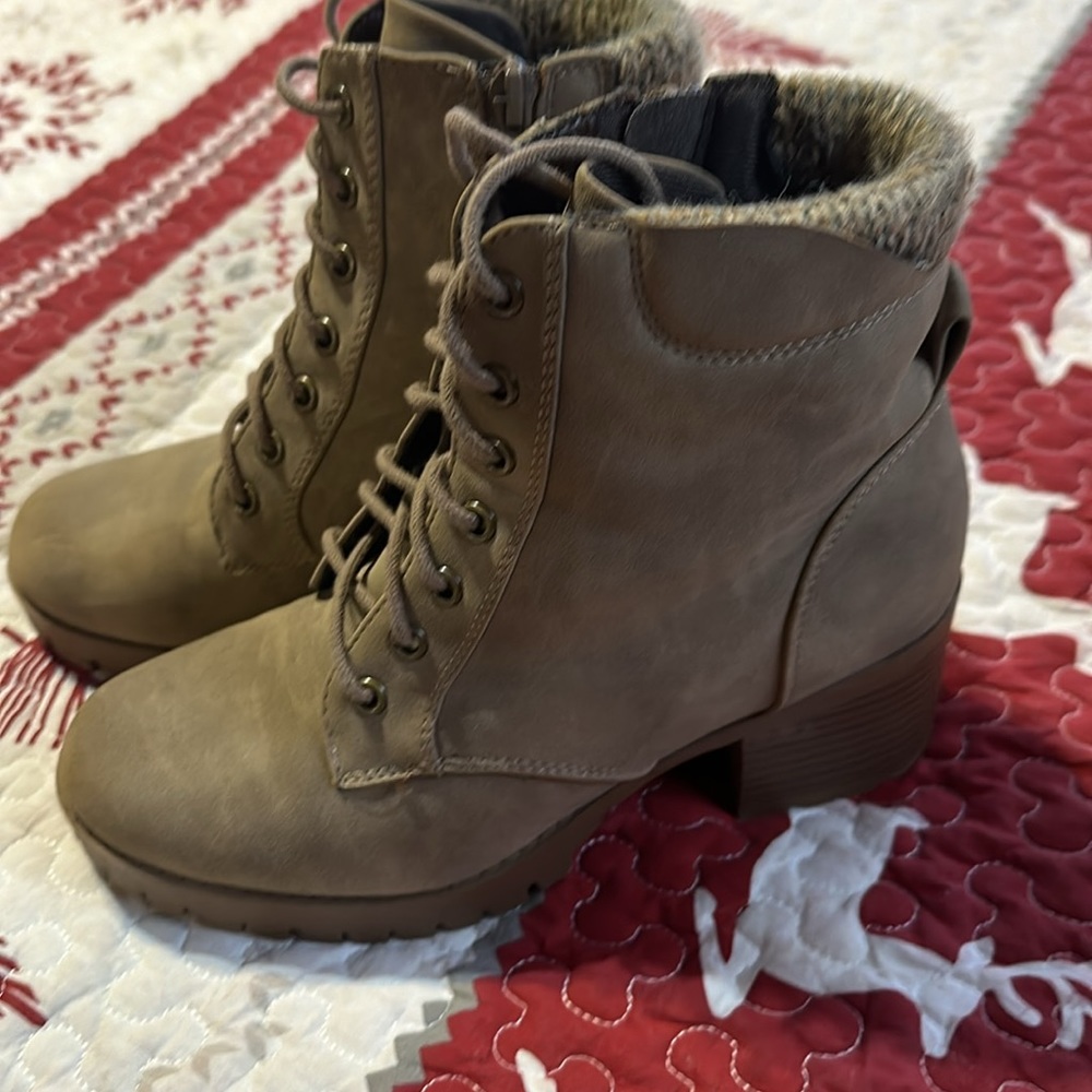 Combat boots - Picture 2 of 5